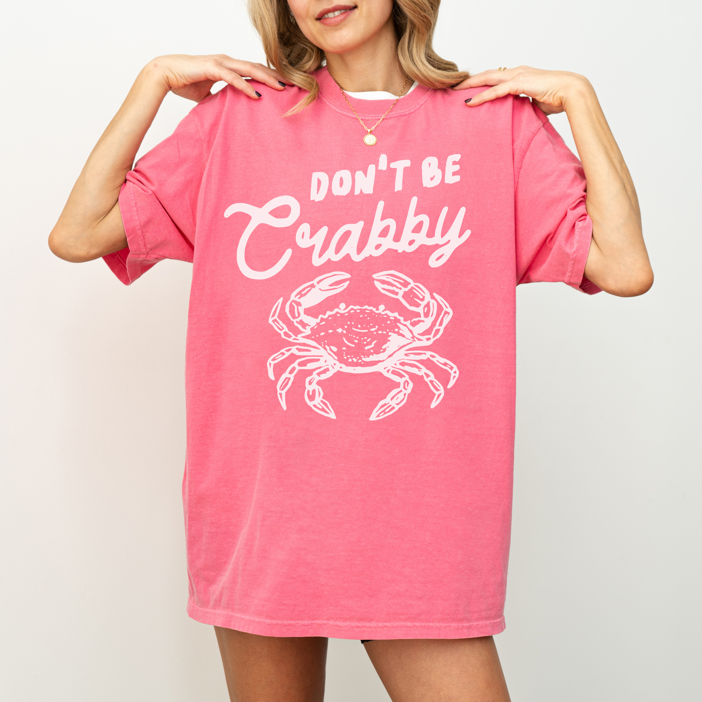 Don’t Be Crabby Shirt – Funny Coastal Comfort Colors Tee, Beach Graphic Shirt for Women, Soft Garment-Dyed Summer Top