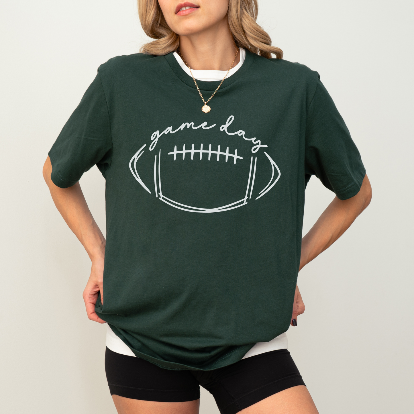 Game Day Football Shirt – Fall Sports Graphic Tee for Women, Football Mom T-Shirt, Sideline Tailgate Outfit