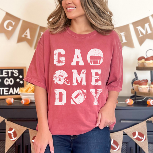 Football Game Day Shirt – Distressed Helmet & Ball Graphic Tee, Comfort Colors Vintage Football T-Shirt, Fall Sports Fan Outfit