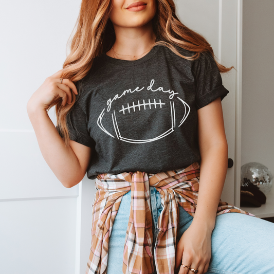 Game Day Football Shirt – Fall Sports Graphic Tee for Women, Football Mom T-Shirt, Sideline Tailgate Outfit