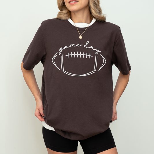 Game Day Football Shirt – Fall Sports Graphic Tee for Women, Football Mom T-Shirt, Sideline Tailgate Outfit